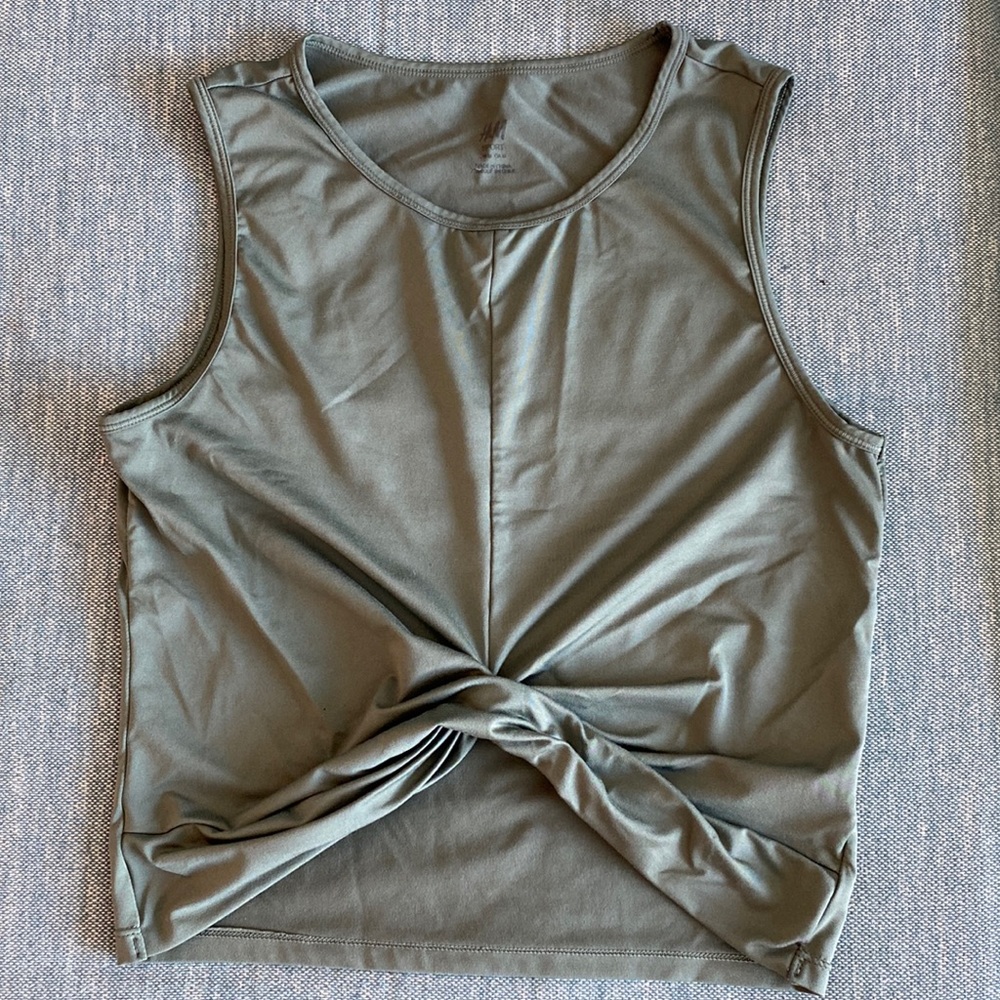 Green h&m workout top